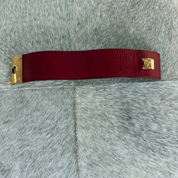 AUTHENTIC FENDI LEATHER CUFF - Picture 5 of 8
